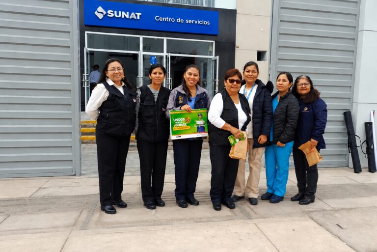 Capacitan a personal de SUNAT sobre salud y prevención de enfermedades