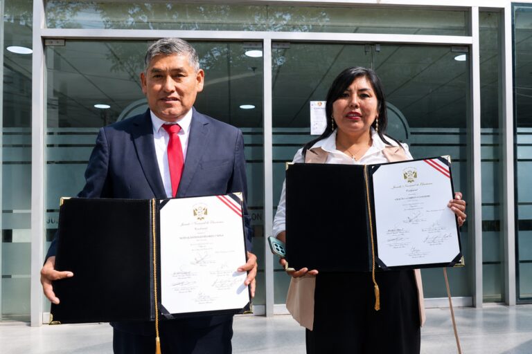 Diputados por Moquegua recibieron credenciales como diputados y ratifican compromiso con la región