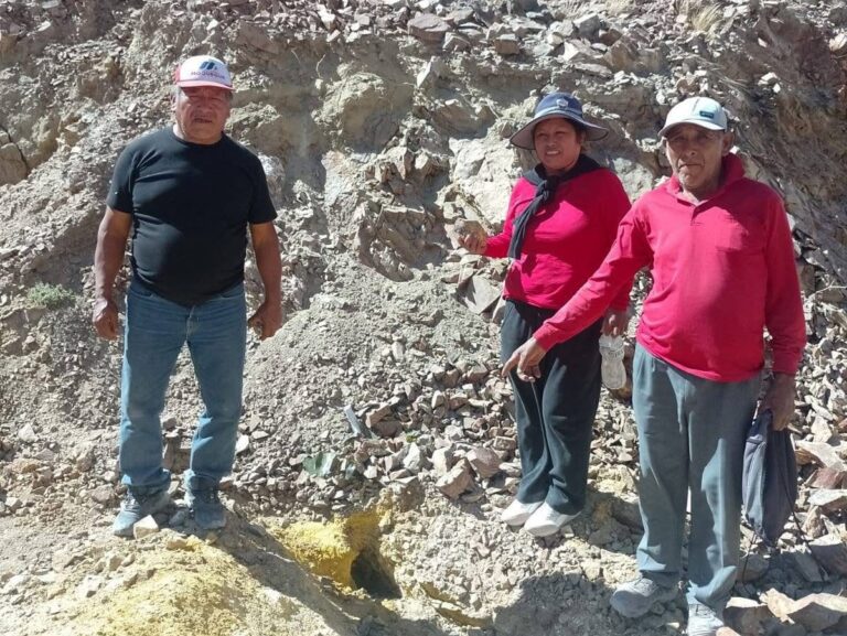 Comunidad Campesina de Huasacache denuncia presuntas actividades mineras y apertura de trocha