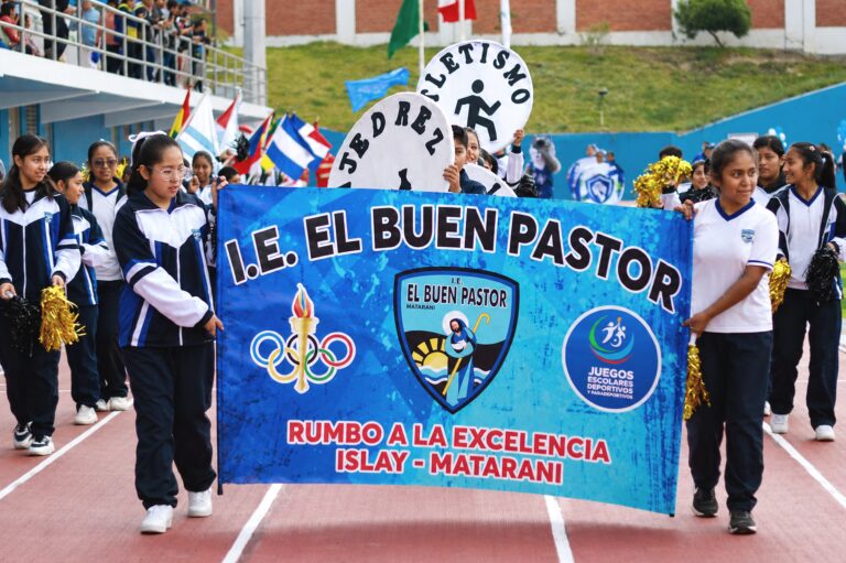 El Buen Pastor representará a la UGEL Islay en encuentro de clubes de ciencia
