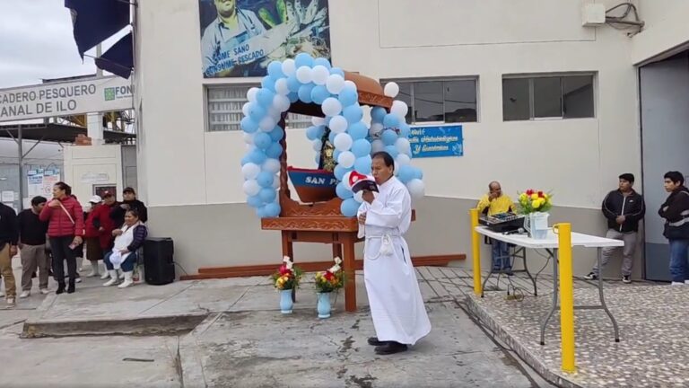 Inauguran gruta y colocan imagen de San Pedro en el DPA Ilo