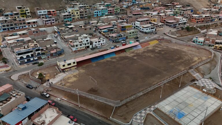 Inician trabajos de mantenimiento en el Campo Deportivo Maracaná de Alto Ilo