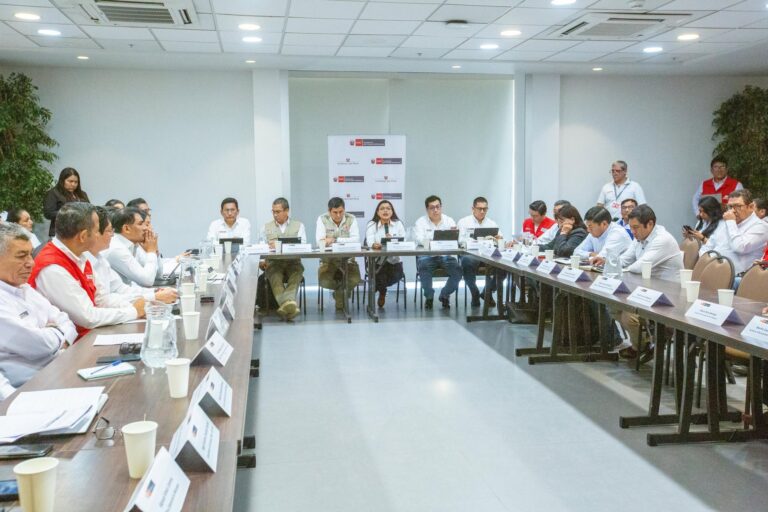 Ejecutivo compromete S/ 25 millones y medidas multisectoriales para atender contaminación del río Coralaque