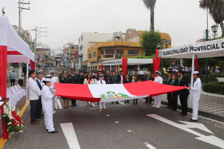 Mollendo conmemoró el aniversario de la Batalla de Arica y el Día de la Bandera