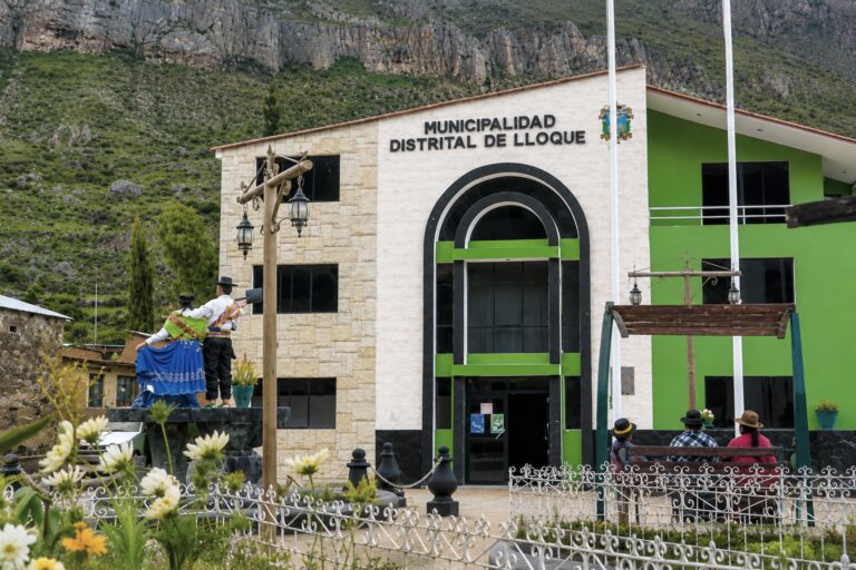 Vergüenza en Lloque: ejecuta apenas 27,6 % de su presupuesto de obras
