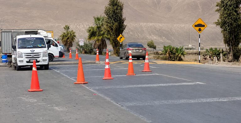 PROVIAS Nacional instala badenes en cruce La Pampilla–Punta de Bombón