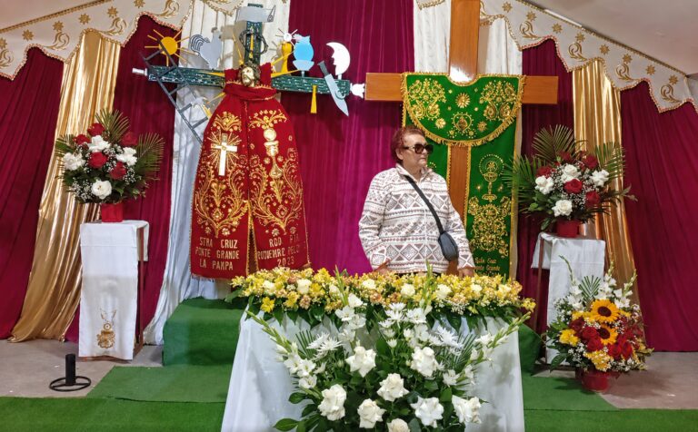 Santísima Cruz de Monte Grande congregó a fieles en tradicional festividad religiosa