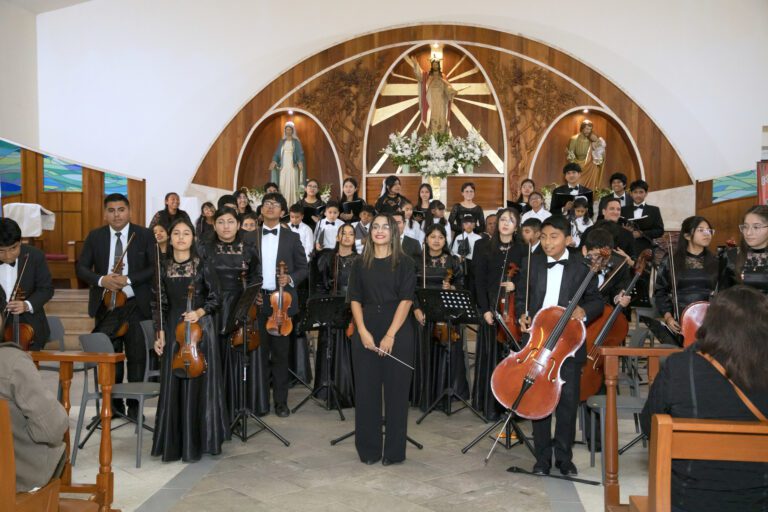 El núcleo Ilo celebró los 15 años de Sinfonía por el Perú con un emotivo concierto