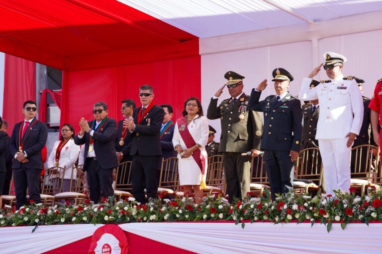 Moquegua e Ilo conmemoran el 205.° aniversario de la Independencia del Perú con actos protocolares