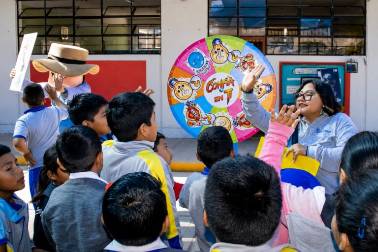 Colegios de Cocachacra refuerzan la prevención del bullying
