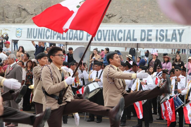 Adoptarán medidas para proteger a escolares durante desfile en Mollendo