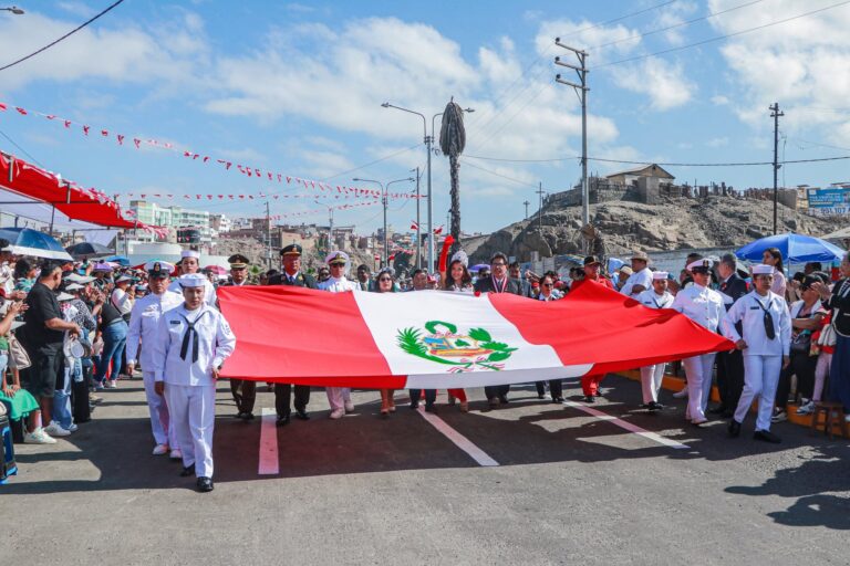 Imágenes que dejó el desfile por Fiestas Patrias en Mollendo