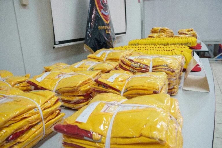 Entregan 100 kits de indumentaria a integrantes de las Juntas Vecinales de Ilo