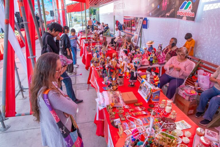 Feria artesanal «Raíces de Mi Tierra» destacó la identidad cultural de Moquegua