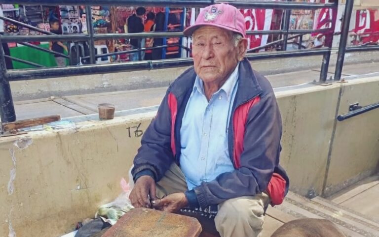 Lustrabotas denuncia hostigamiento en el Mercado Central de Moquegua