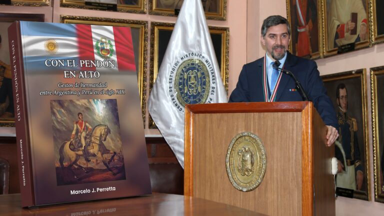 Marcelo Perretta presentó libro sobre los lazos entre el Perú y Argentina 
