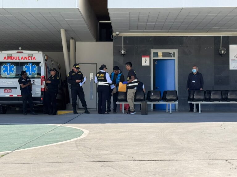 Mujer llegó sin signos vitales al HRM tras presentar malestar durante viaje