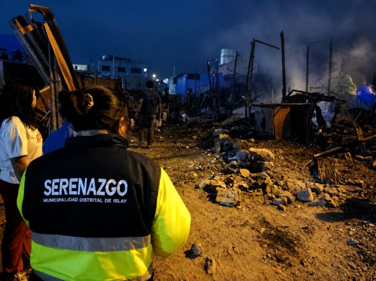 Villa El Pescador: familias afectadas por incendio gestionan apoyo