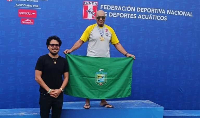 Rubén Medina logra medalla de oro en puntuable de natación en Tarapoto