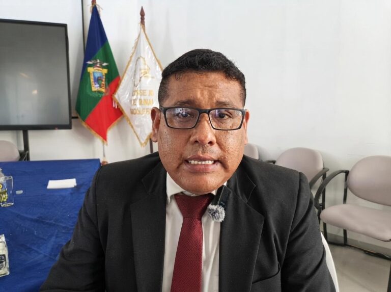 Consejero cuestiona demora en investigación por caso de camionetas 4×4