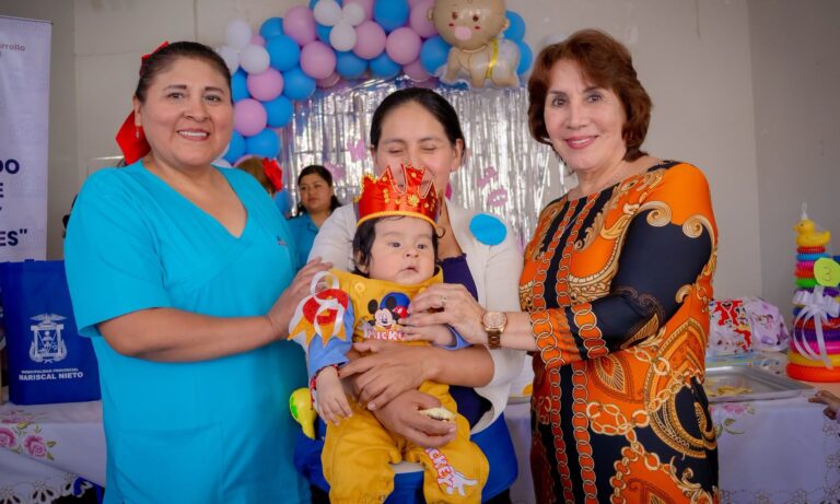 305 bebés participan en concurso para promover la lactancia materna 