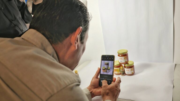 Capacitan a emprendedores de San Antonio en herramientas digitales para impulsar sus negocios