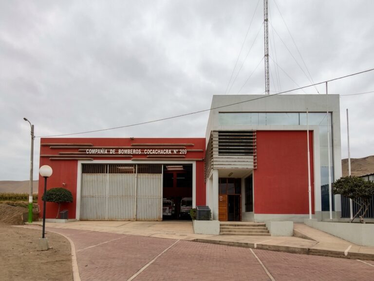 Bomberos de Cocachacra convocan a nuevos postulantes
