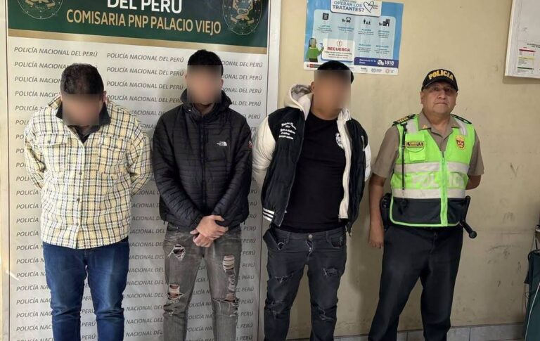 Caen tres varones con seis celulares en hotel