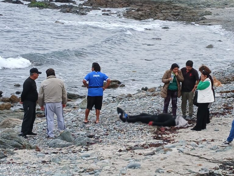 Tragedia en el mar: buzo a pulmón pierde la vida en playa Tres Hermanas