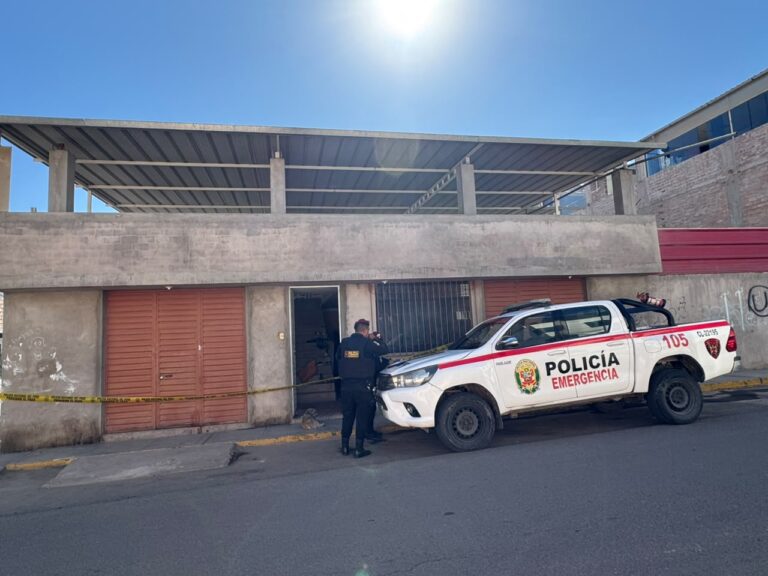 Hombre es hallado sin vida en su vivienda de Av. La Paz