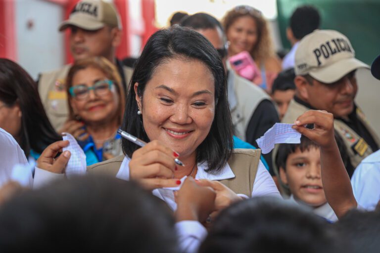 Trinquetes Políticos: Presidenta Fujimori viene al sur