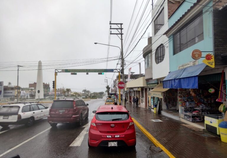 Llovizna y densa neblina afectó Mollendo por varias horas