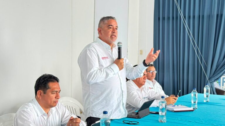 Ministro de la Producción evaluará pedidos de pescadores artesanales de Ilo