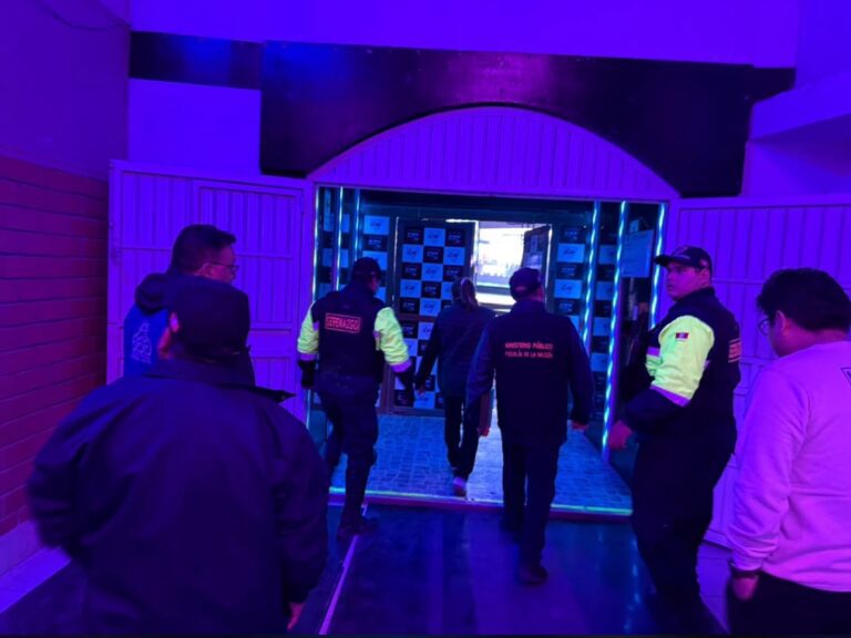 Autoridades realizan operativo en locales nocturnos para prevenir la trata de personas