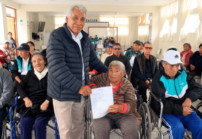 Promueven certificación para personas con discapacidad en Punta de Bombón