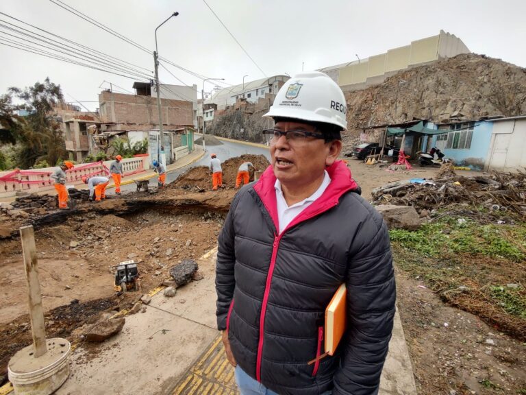 Regidor cuestiona falta de previsión tras hundimiento en la av. Panamericana
