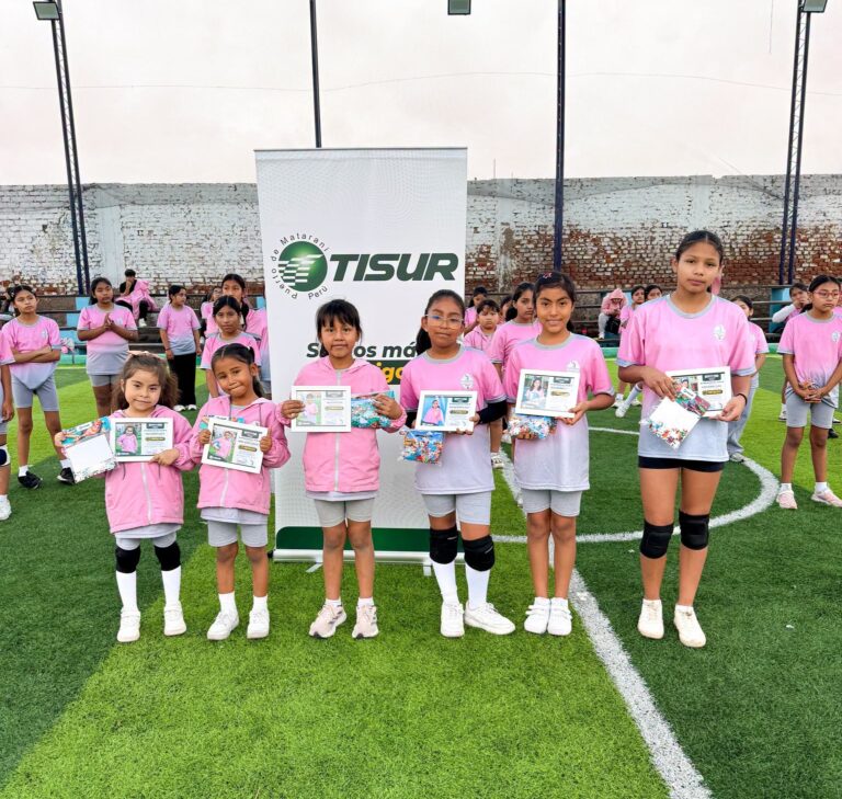 Semillero Tisur: reconocen a niños por su puntualidad 