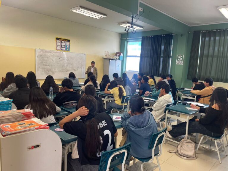 Academia Municipal de Mollendo cumple tercera semana con clases