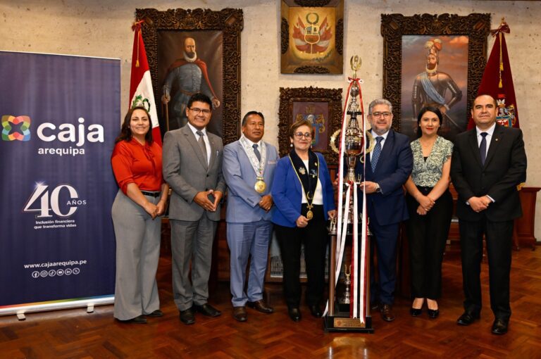 Caja Arequipa fue premiada como Mejor Delegación del Corso de la Amistad 2026