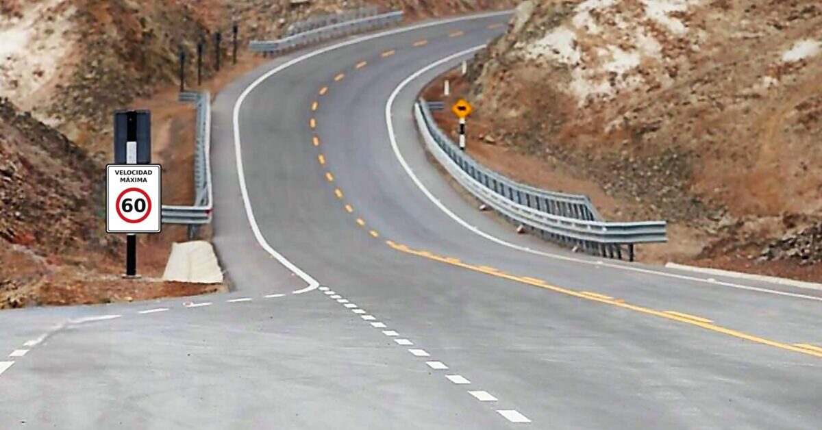 MTC evalúa tres alternativas de trazo para vía Matarani–km 48