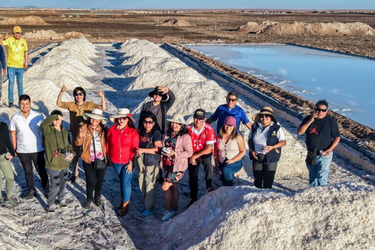 Cocachacra: Ruta del Salar recibe a más de 30 agencias de viajes en San Camilo 