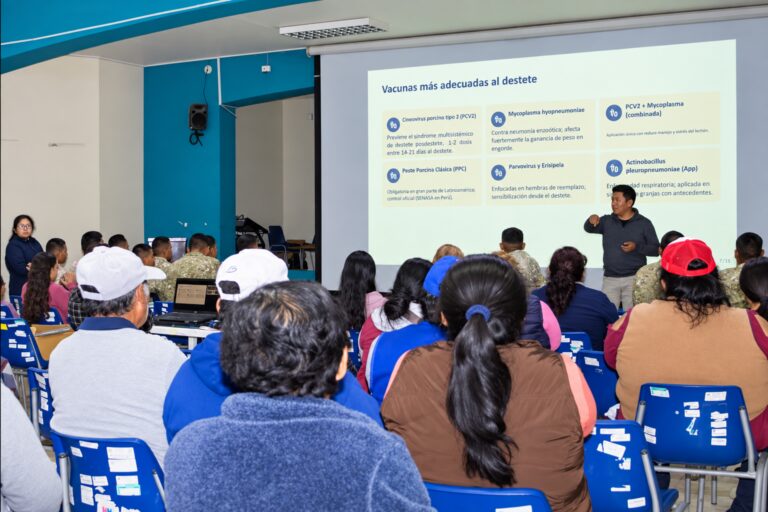 Cocachacra: productores conocen nuevas opciones de cultivo