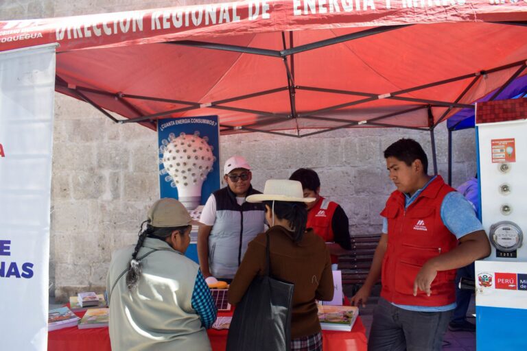 Eco Feria abordó ahorro de energía y denuncias por minería ilegal en Moquegua