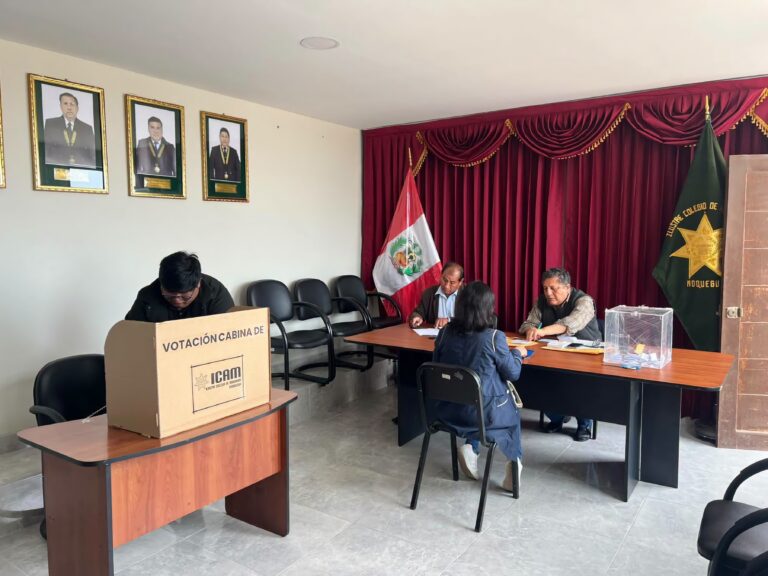 Gilber Sánchez gana elecciones y será decano del Colegio de Abogados de Moquegua