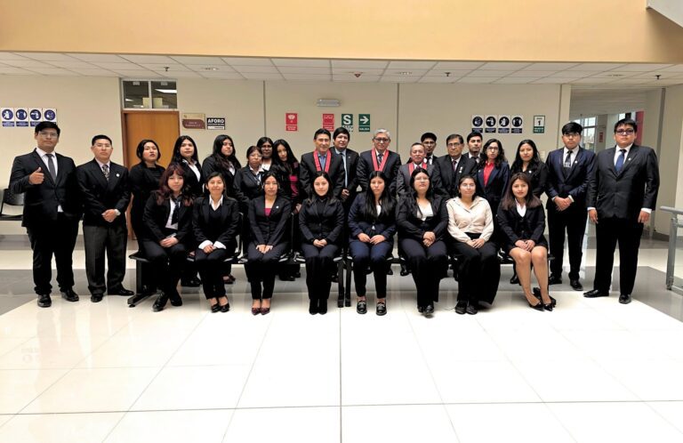 Estudiantes de Derecho de la UNAM conocen de cerca el trabajo de la Corte de Moquegua