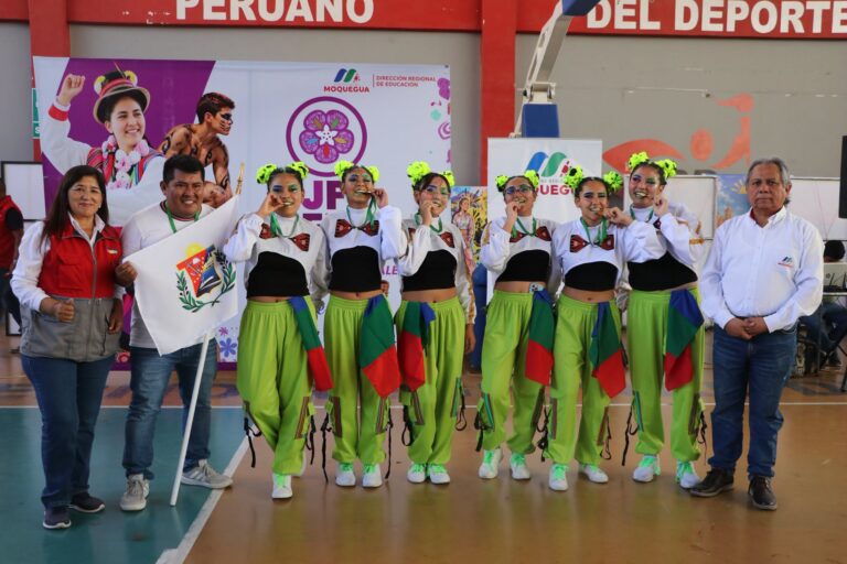 Estudiantes de Ilo ganan primeros lugares en baile urbano de los Juegos Florales 2026