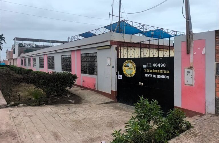 Realizan nueva verificación en colegio de Punta de Bombón 