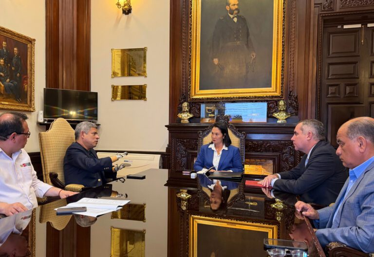 Trinquetes Políticos: Bajando la planilla estatal