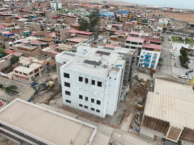 Centro de Salud de Matarani alcanza cerca del 50 % de avance