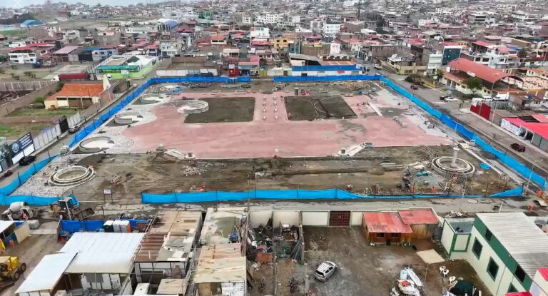 Contraloría observa obra de la plaza Cívica de Alto Inclán sin reversión del terreno
